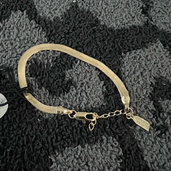 Electric Picks Python Bracelet - Picture 3 of 7